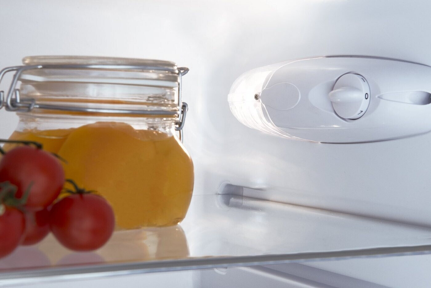 Amica Retro-Kühlschrank mit Gefrierfach - KSR 364 150 R – Bild 8